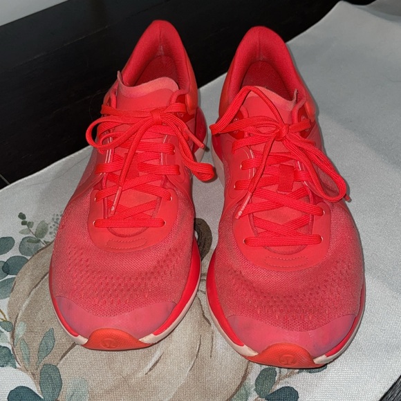 Lululemon Women’s Blissfeel2 Solar Orange Flare Light Vapor - Picture 2 of 15